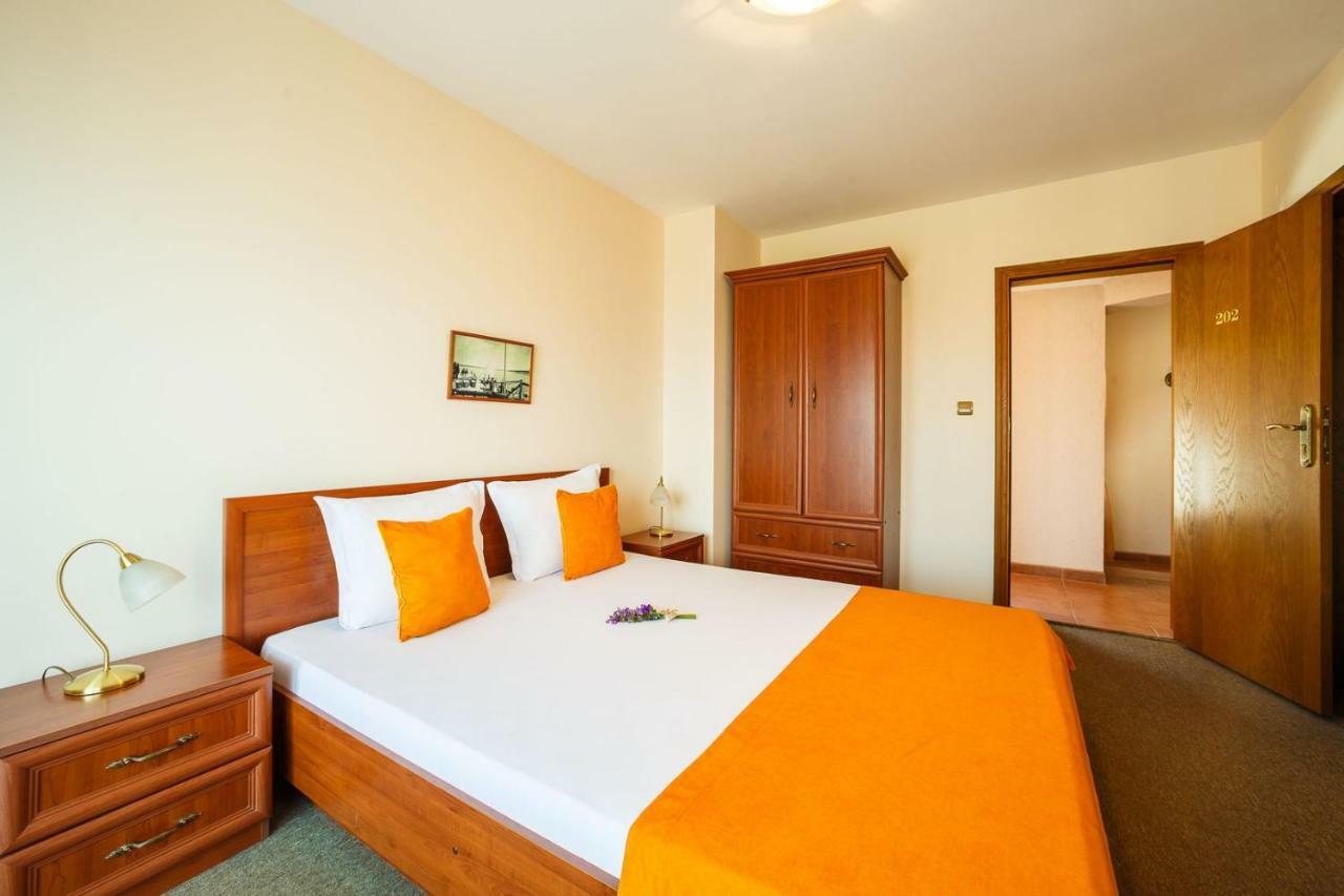 Hotel Albatros Old Town Sozopol Eksteriør billede